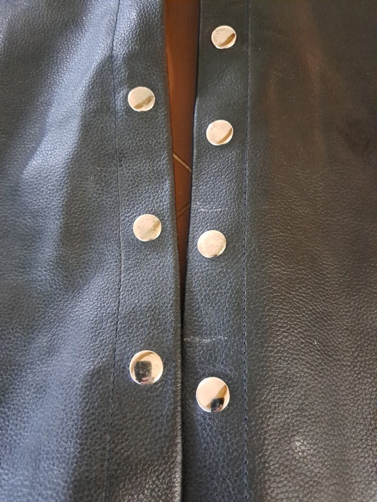 Genuine Leather Chaps M Pocket.
