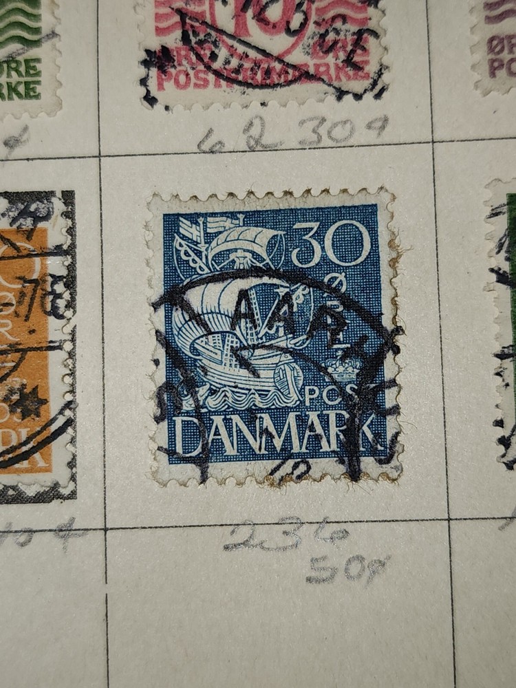 Foreign Denmark 30 Ore Stamp Used - #H219
