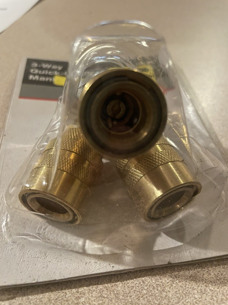 Three-way Quick Connect Pneumatic Manifold. New