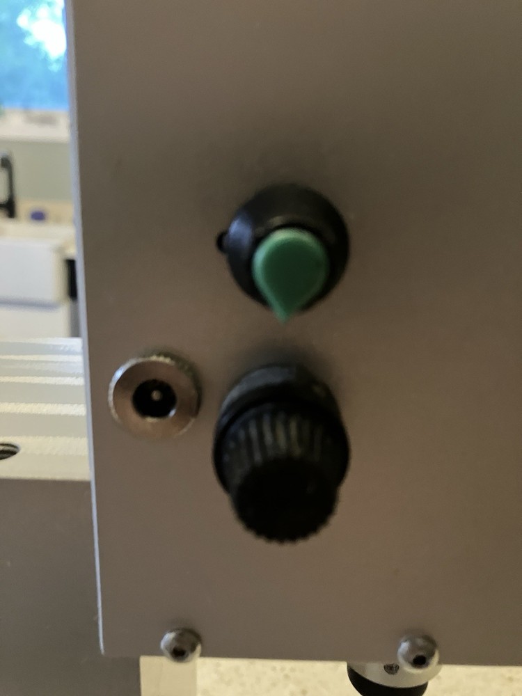 Twist Spin Bottle Cap Capper CCS-1000R Rotary Capping machine System