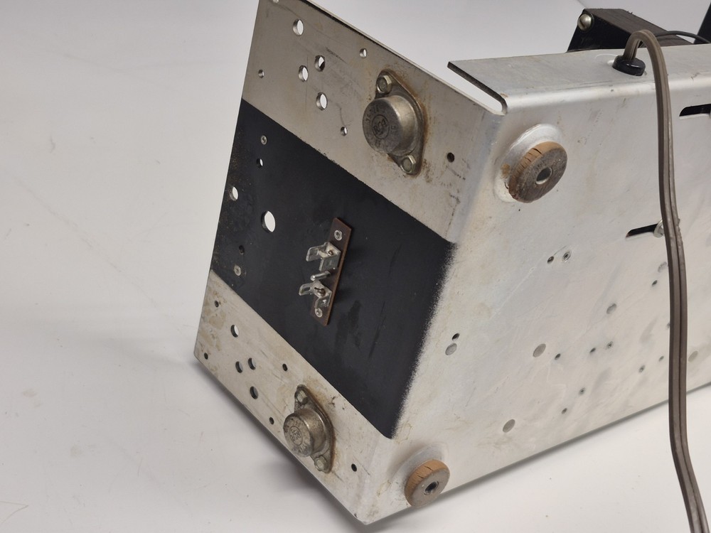 Vintage Amplifier Chassis Console Radio