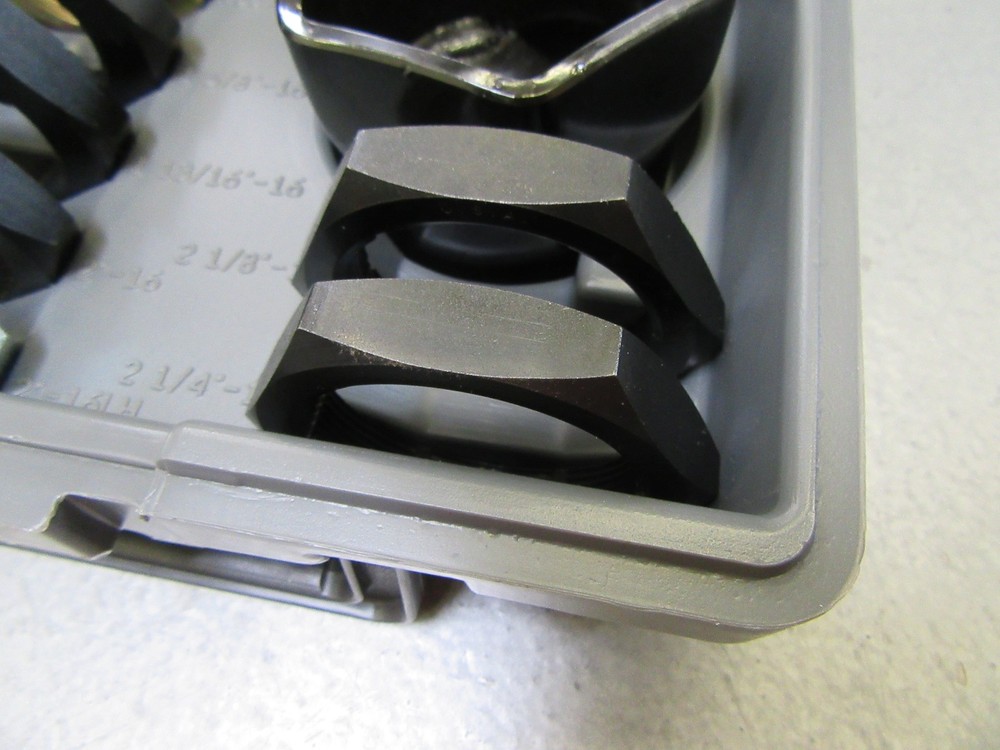 Lang Tools 2577 8 piece Floating Axle Housing Spindle Thread Restore Rethread