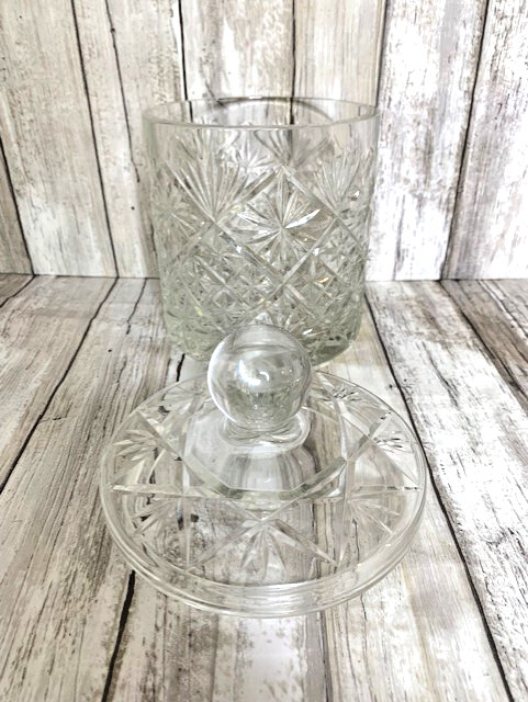 Heavy Crystal-Clear Jar with Lid