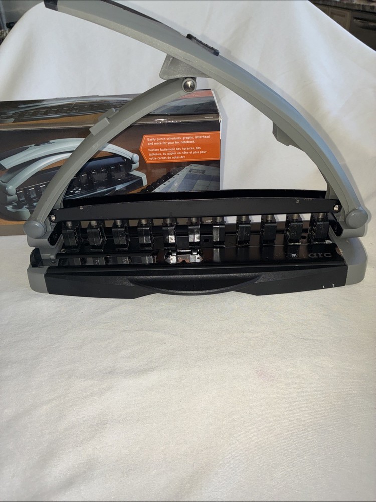 Staples Arc System 11-Hole Desktop Punch, 8-Sheet Capacity, Model 40836