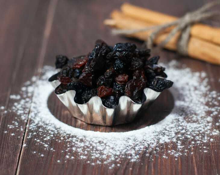 Bulk Black Thompson Raisins 10 Pound Wholesale Value Box