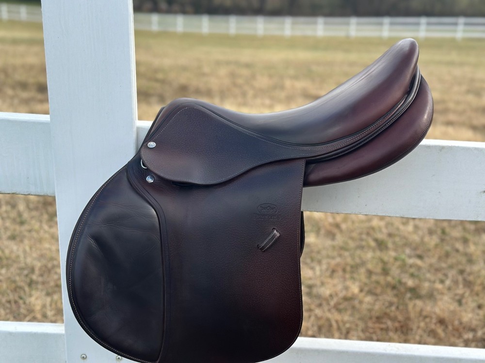 Devecoux Barritz 2AA Med Tree Butter Soft Excellent Condition