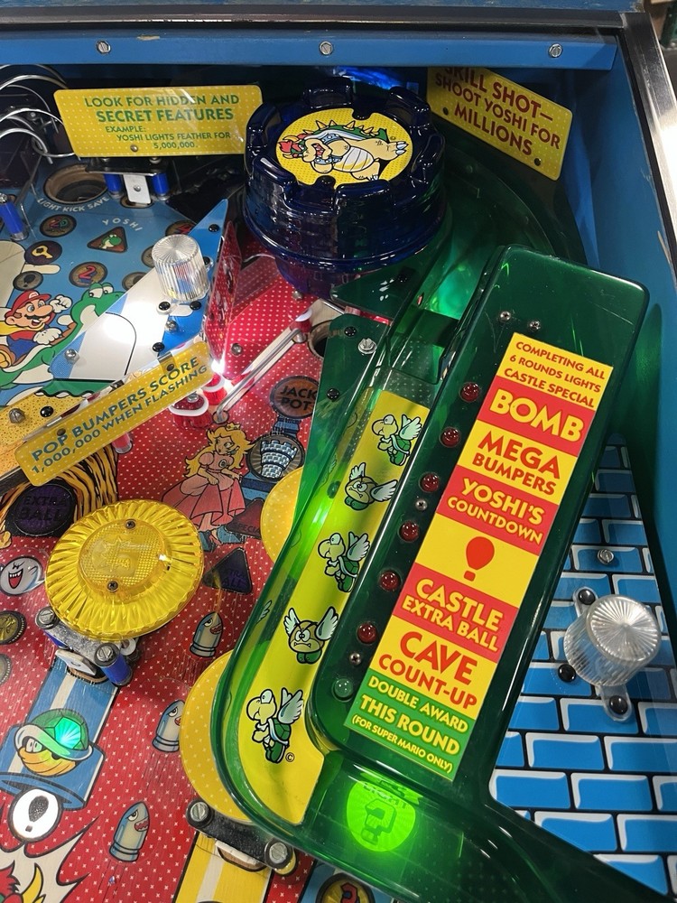 1992 SUPER MARIO BROS PINBALL MACHINE PROF TECHS PLAYS GREAT NINTENDO