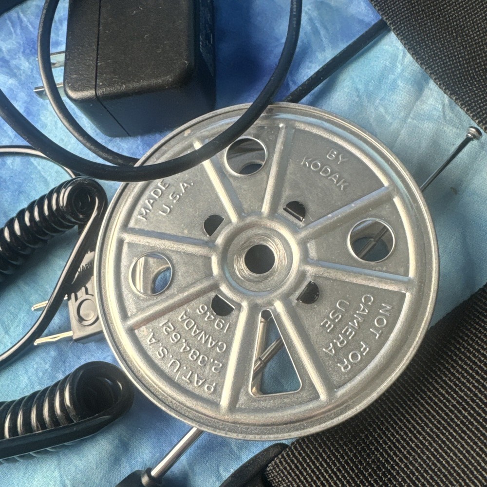 Viewpoint slide scanner flip video