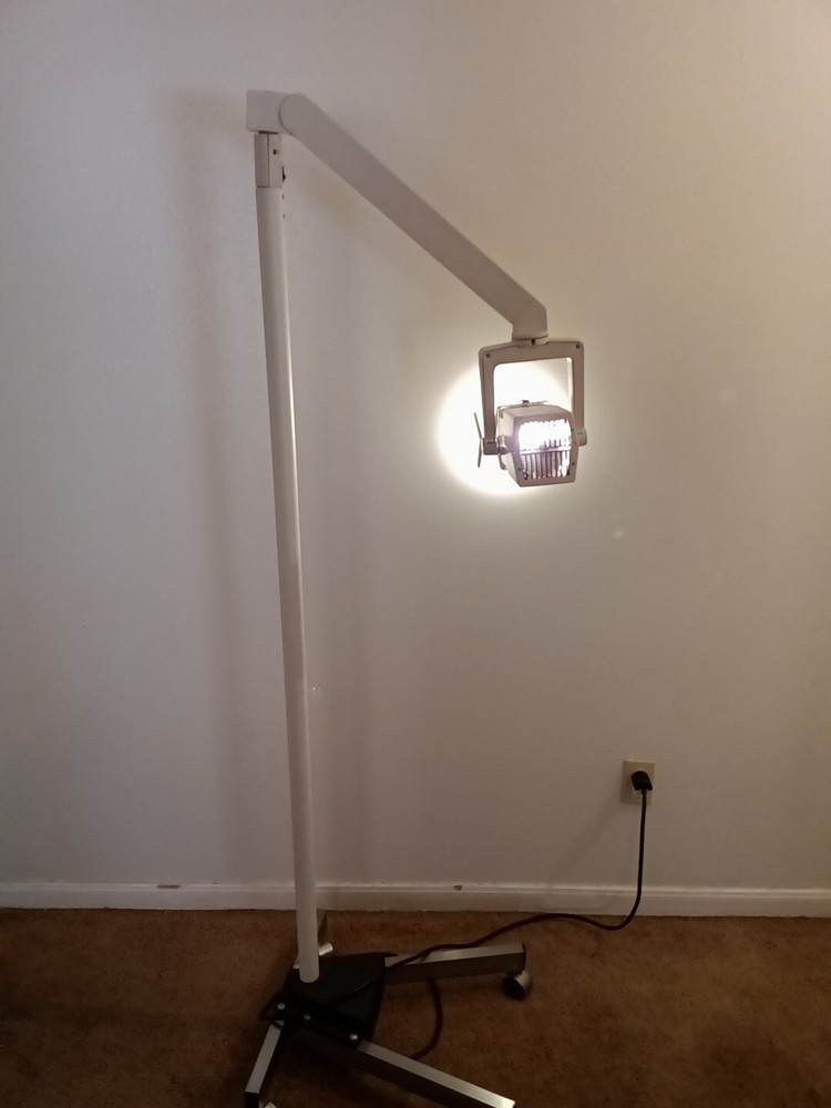 Burton Halogen CoolSpot Exam Lamp