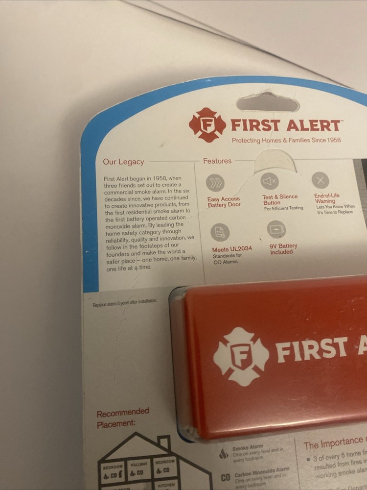 First Alert C0400 Carbon Monoxide Alarm - White