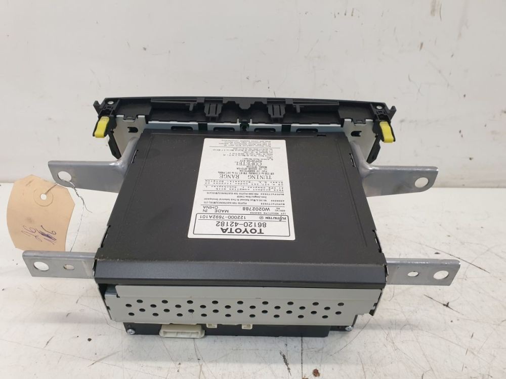 Radio/CD Changer Combination This Radio Requires A CODE, CODE Not Included