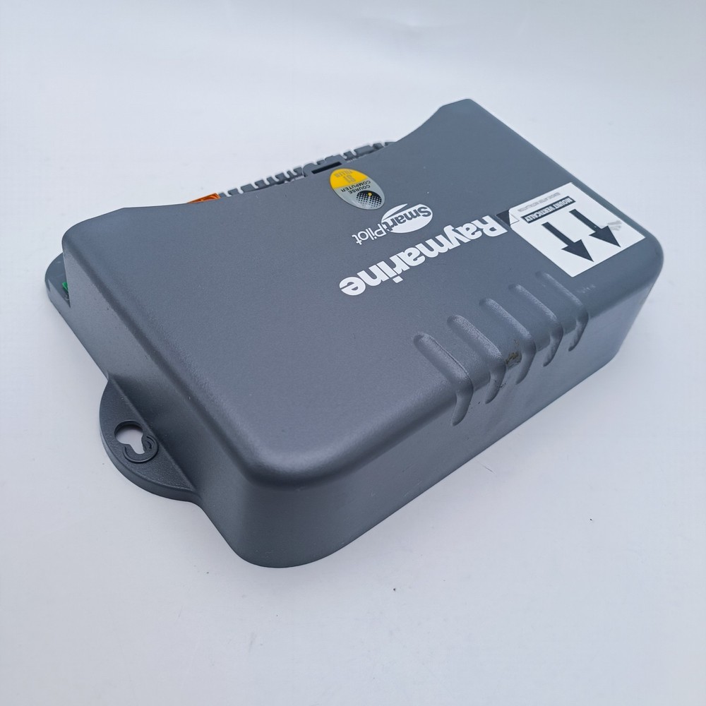 Raymarine S1 SmartPilot Autopilot Course Computer 12V Wheel Tiller E12190 REFURB