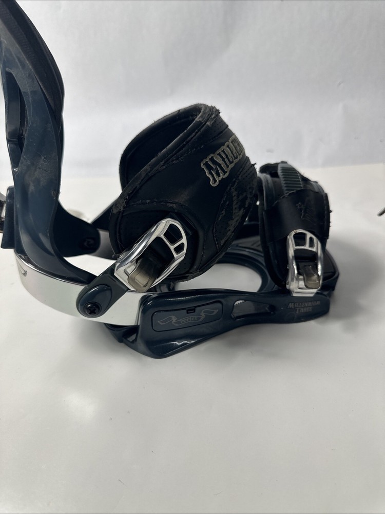 millenium 3 VORTEX snowboarding Women’s MEDIUM bindings