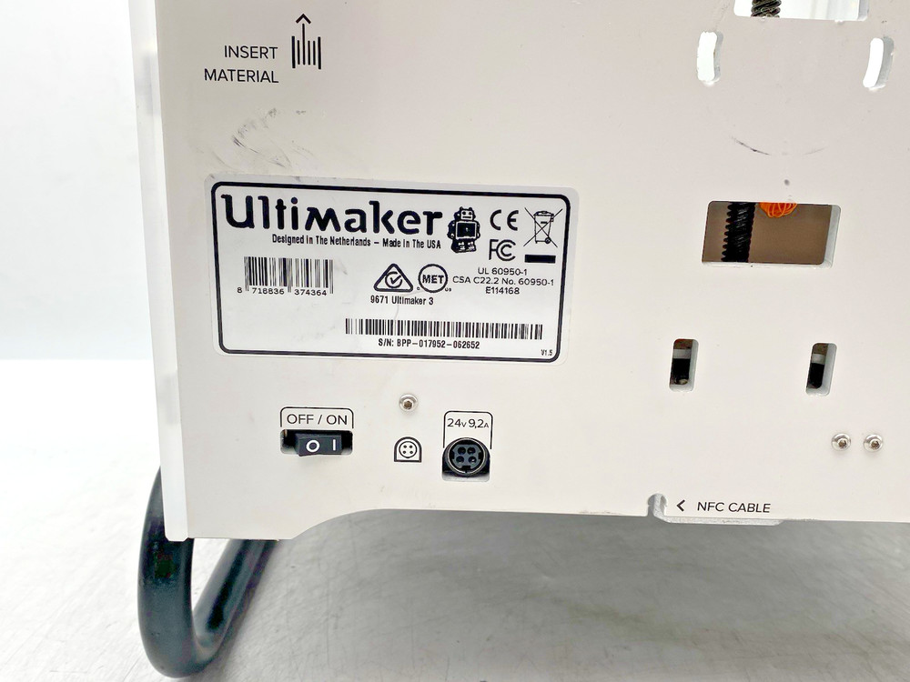 Ultimaker 3 3D Printer WITH POWER ADAPTER