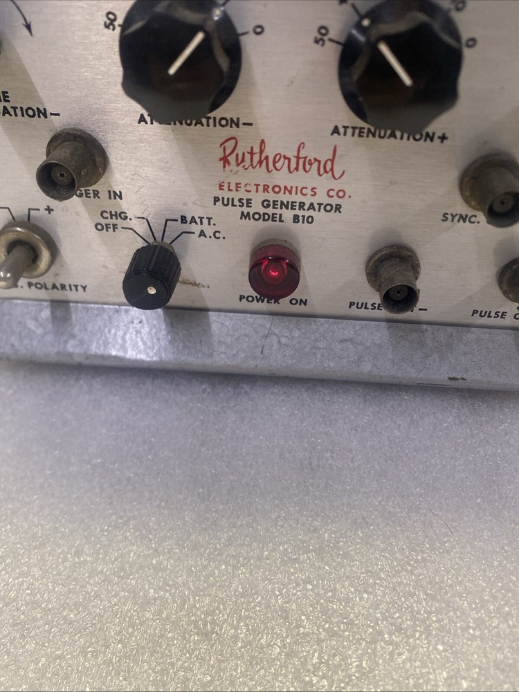 Vintage Rutherford Electronics B10 Pulse Generator Powers On