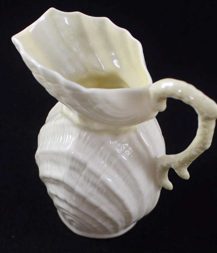 Belleek DOUBLE SHELL Creamer (Round Base) GREAT CONDITION