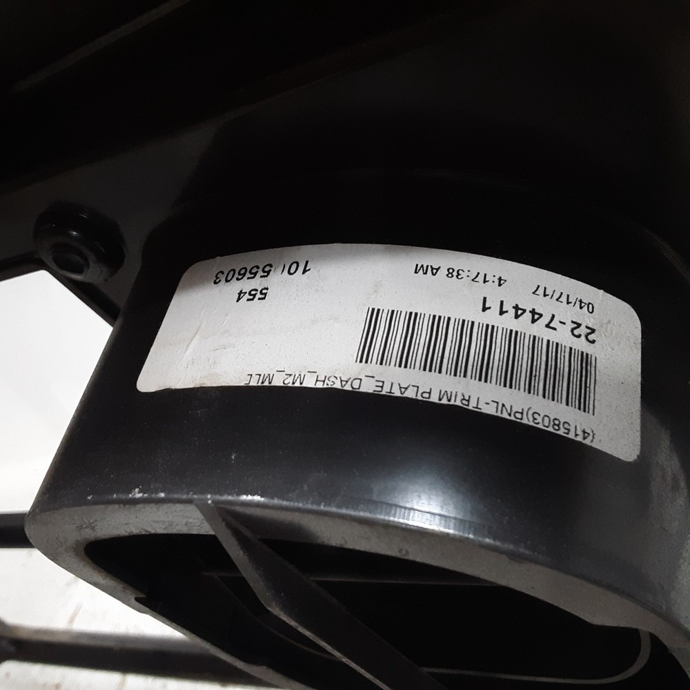 2017 Freightliner dash 22-7441-000