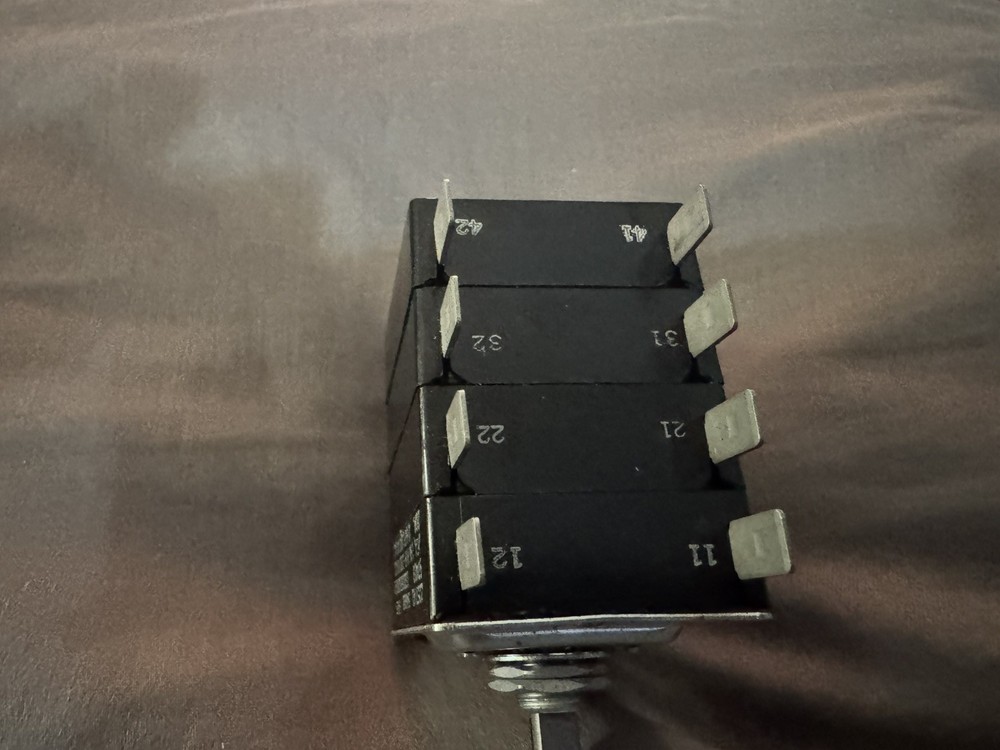 Arkless 97403 Rotary Switch, 4pol 4pos, NOS