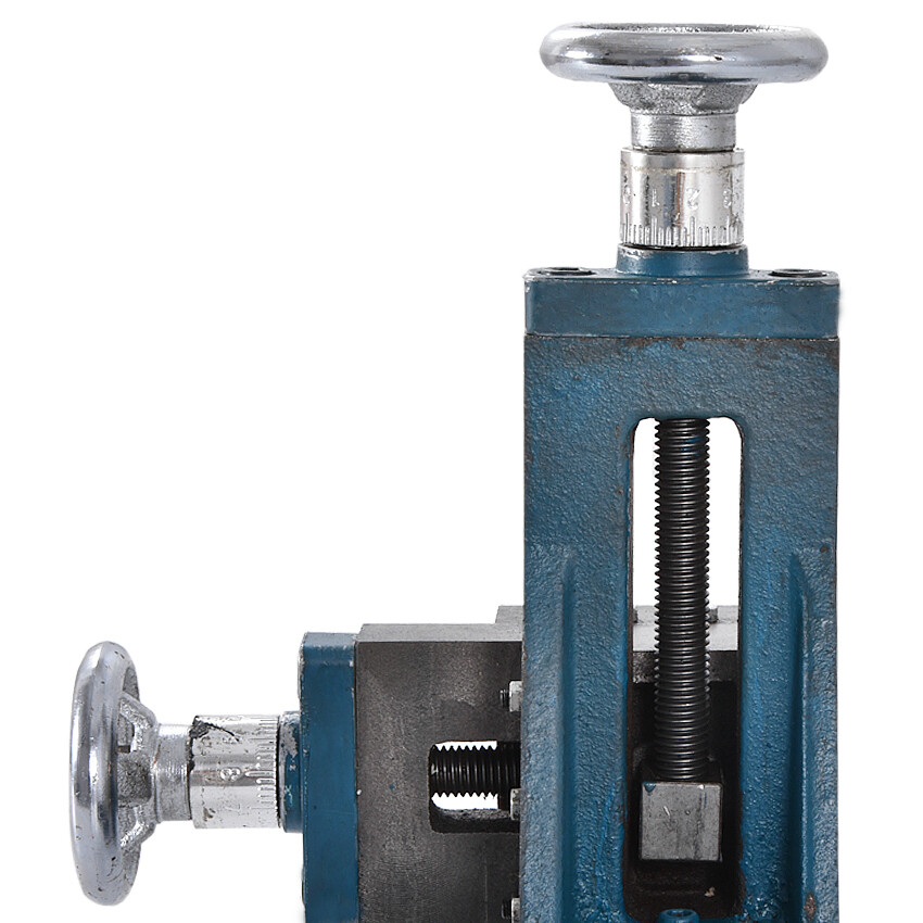 Three-coordinate 75-type Vertical Slide Dovetail Carriage Three-axis Drilling