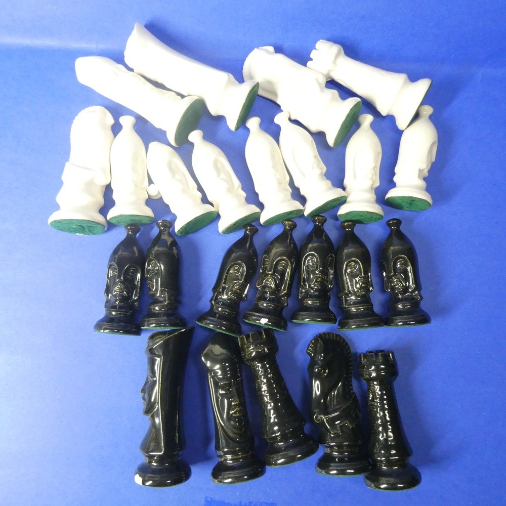 Duncan Ceramic Medieval Chess Set AS IS INCOMPLETE Replacement Pieces