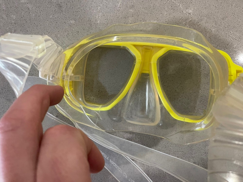 Tusa Liberator Plus Mask - Yellow