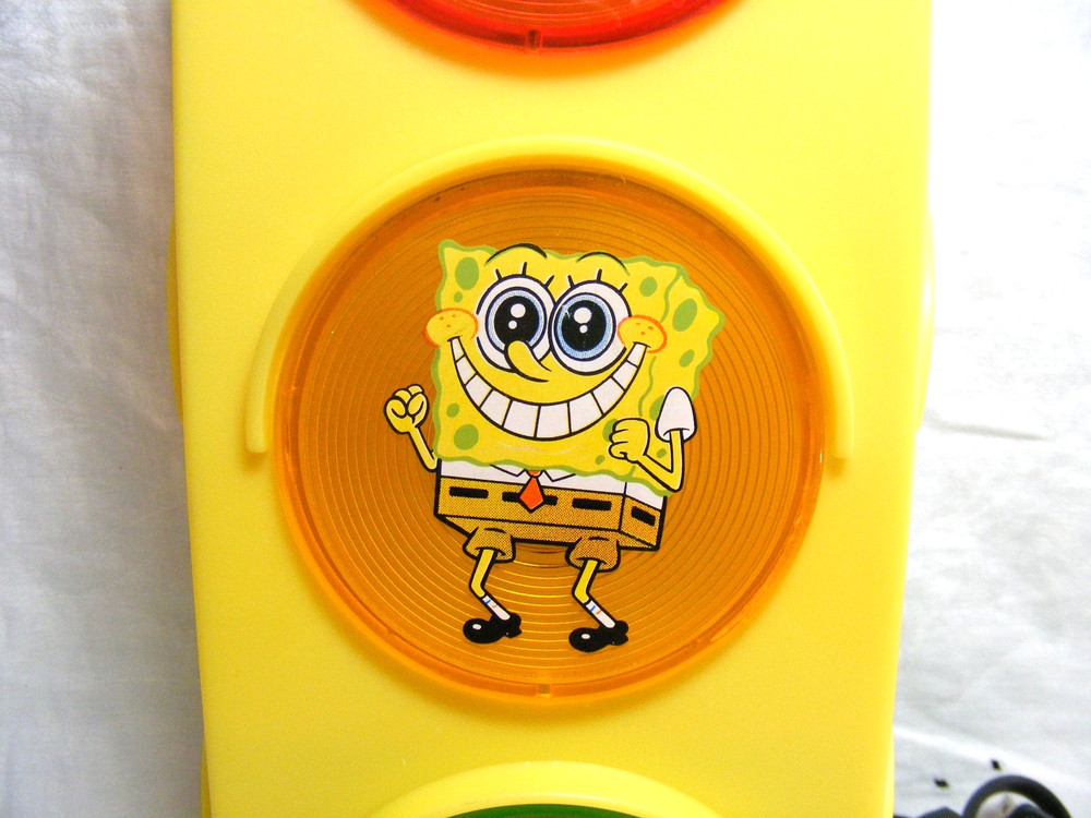 2005 Spongebob Stoplight Nightlight Decoration Model 5094 A-3