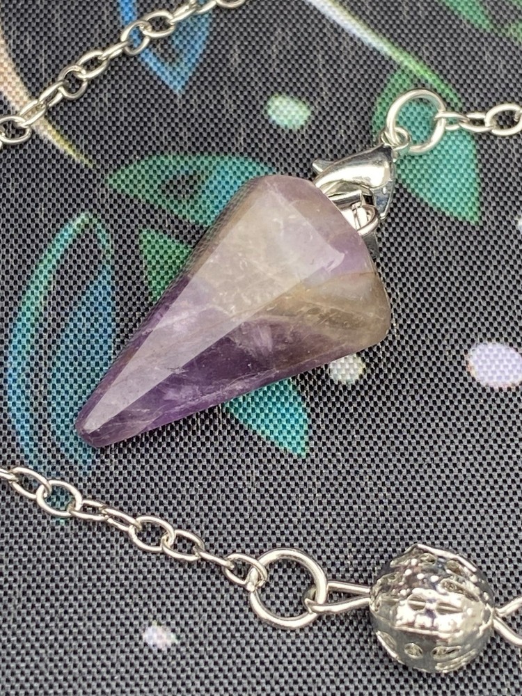 MAGICAL STONE PENDULUMS DIVINATION METAPHYSICAL
