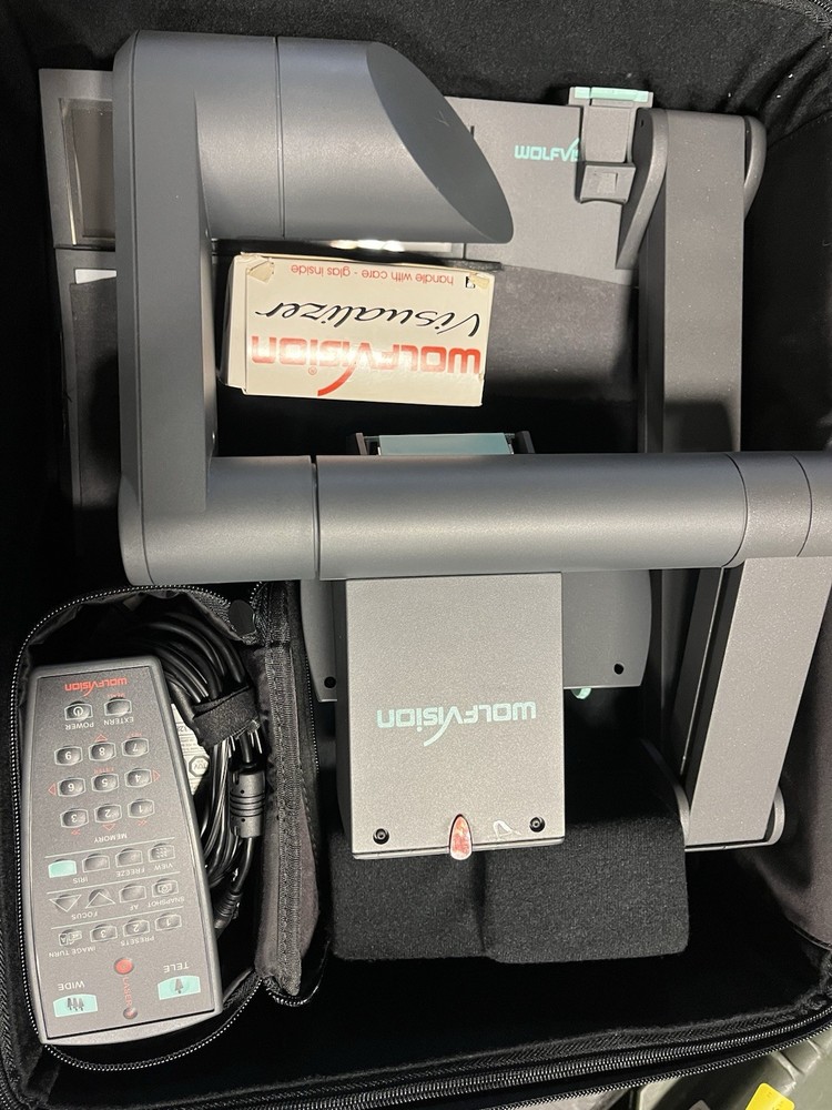 WOLFVISION VISUALIZER WITH CORDS/REMOTE/CASE VZ-9