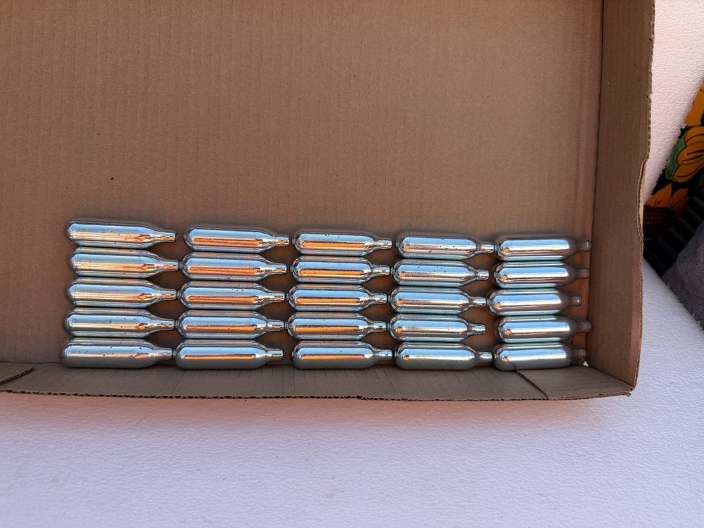 CO2 Cartridges 12-gram 25-Count