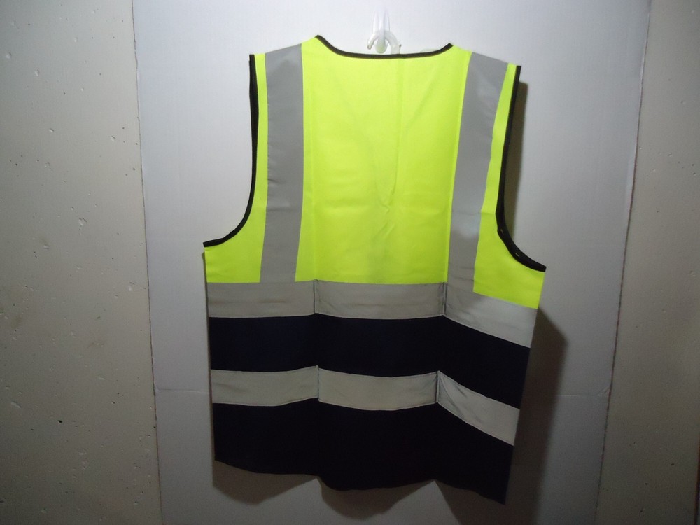 High Vis Zip up vest, large with pocket. New