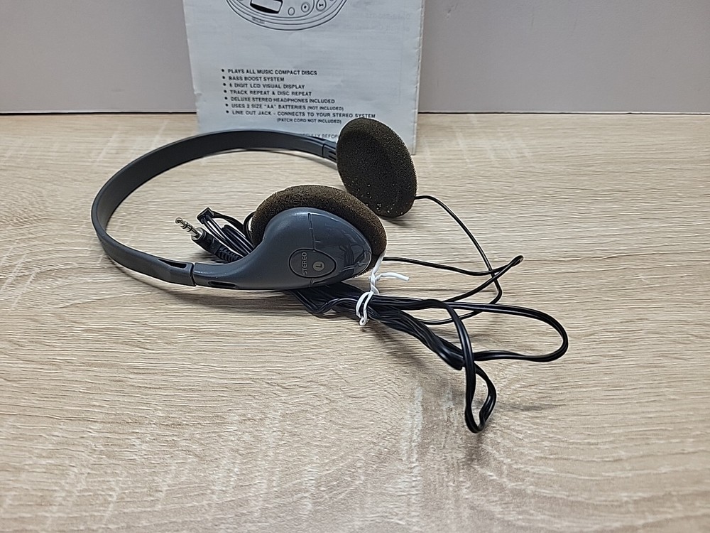 Lenox Sound CD-50 Compact Programmable CD Player Silver W/ Head Phones Tested