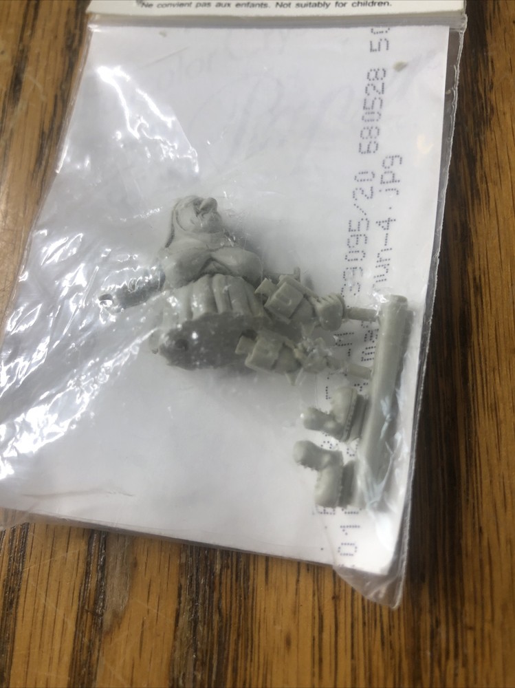 Ammon Miniatures Mag Nun