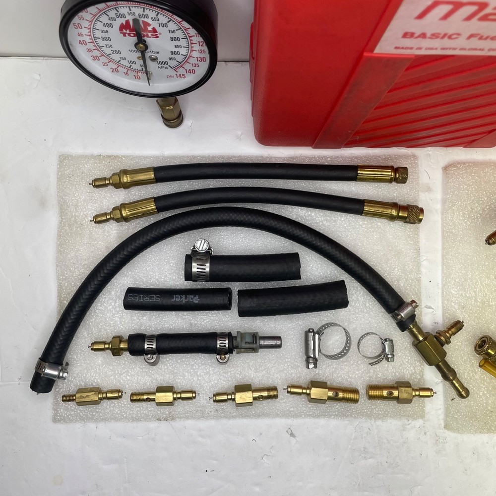 Mac Tools FIT810B Basic Fuel Injection Test Kit w/ Case – As Pictured – Used