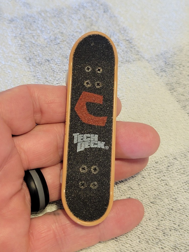 Tech Deck Daniel Castillo Chocolate Skateboards Chocolate Lil' Fingerboard.