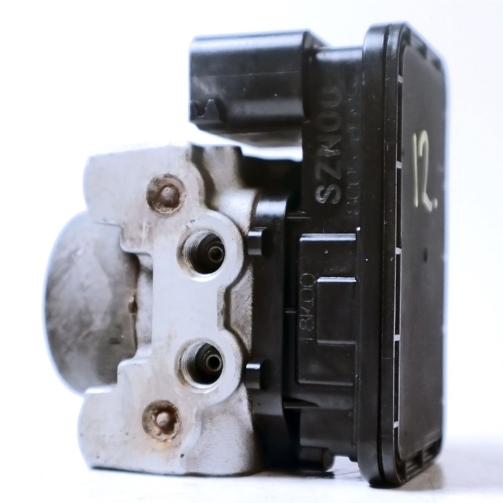 2019 Suzuki SV650 ABS Pump - 5561018K00000