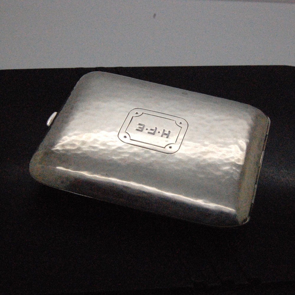 VINTAGE TIFFANY & CO 925 STERLING SILVER HAMMERED ENGRAVED MATCHBOX