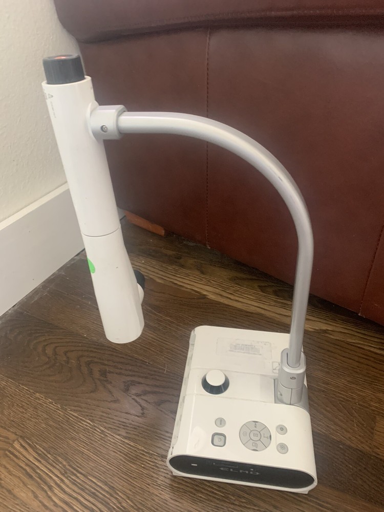 ELMO  5.2X OPTICAL ZOOM TT-02 RX  Document Camera Visual Presenter Projector