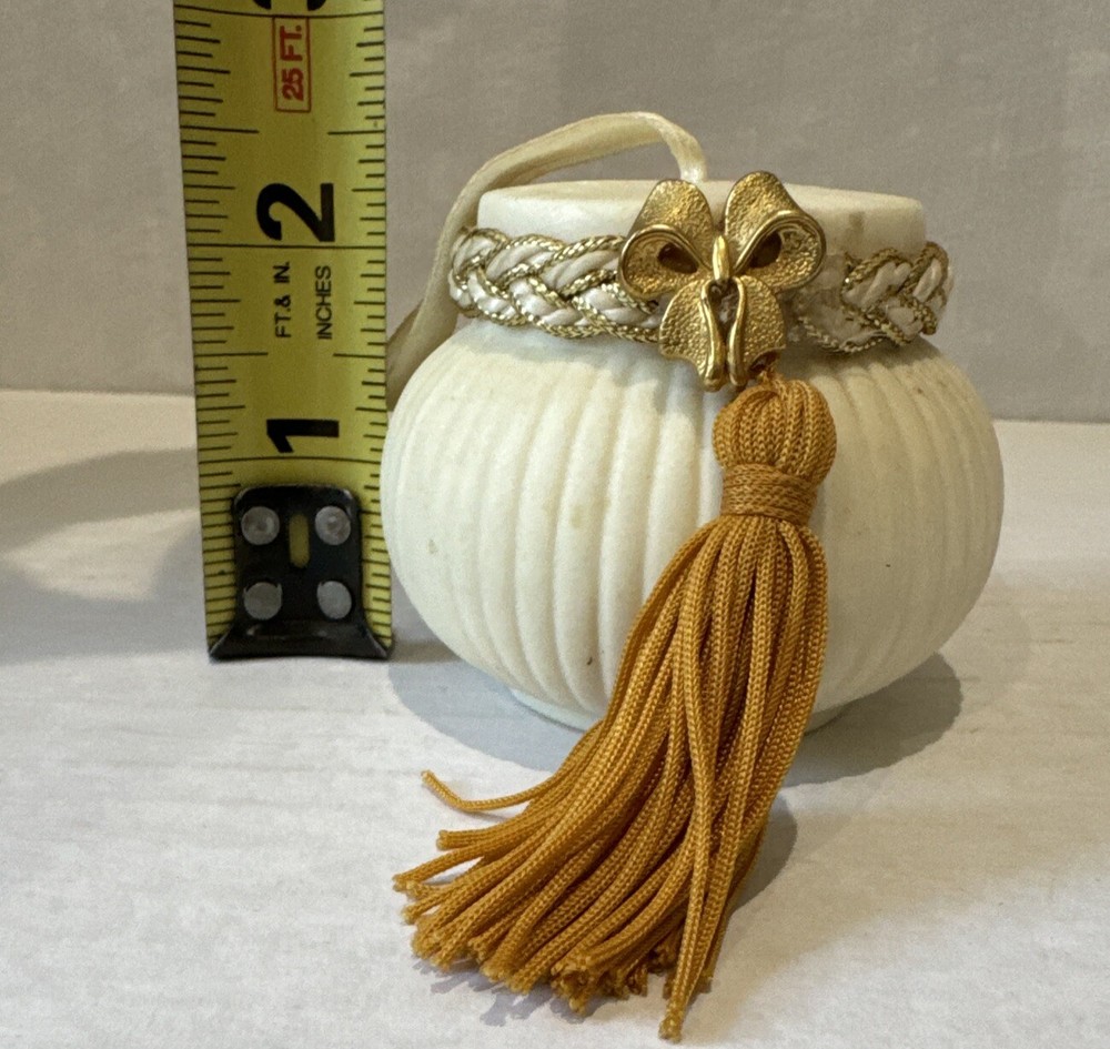 Fancy Vtg Ivory Ceramic Bulb & Tassel Atomizer Perfume Bottle 2.5”