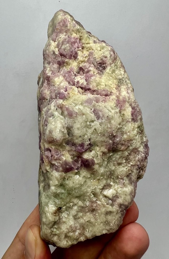 472 G Rare Fluorescent Sharp Phosphorescent Hackmanite, Phlogopite, Calcite AFG