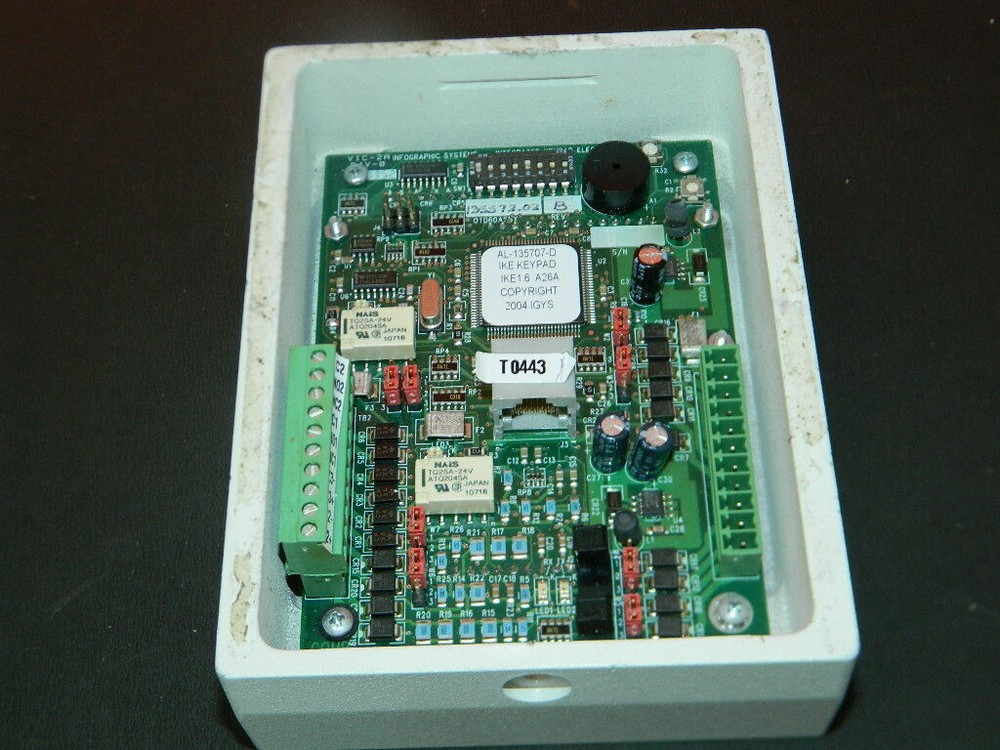 GE INTERLOGIX IKE-00RDIGW KEYPAD LCD DISPLAY UNIT/ CONTROLLER