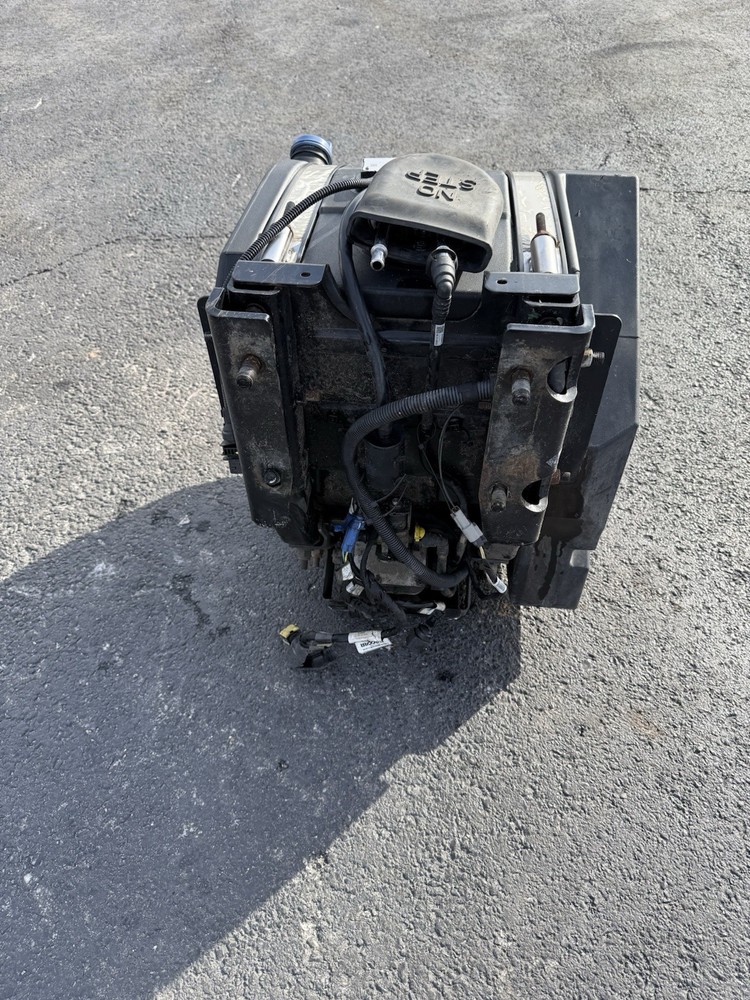 2019 Peterbilt 579 DEF TANK COMPLETE ASSEMBLY ,PUMP/HEADER/HARNESS