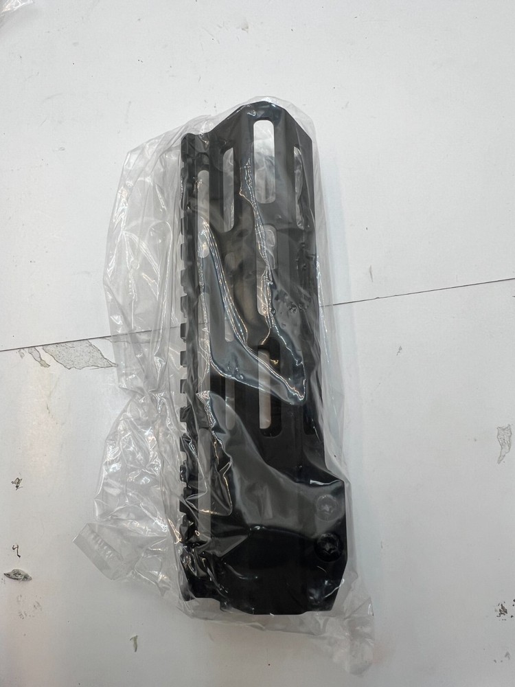 Telescope Mounting Bracket, Black 8150500208