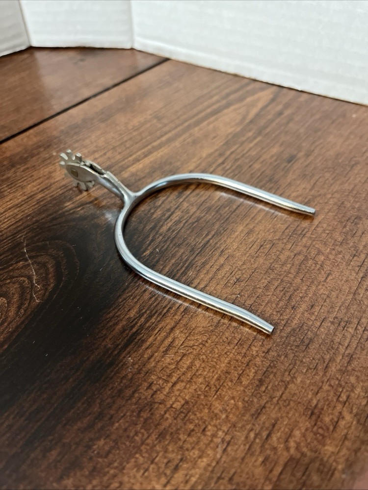 Slip On Spurs