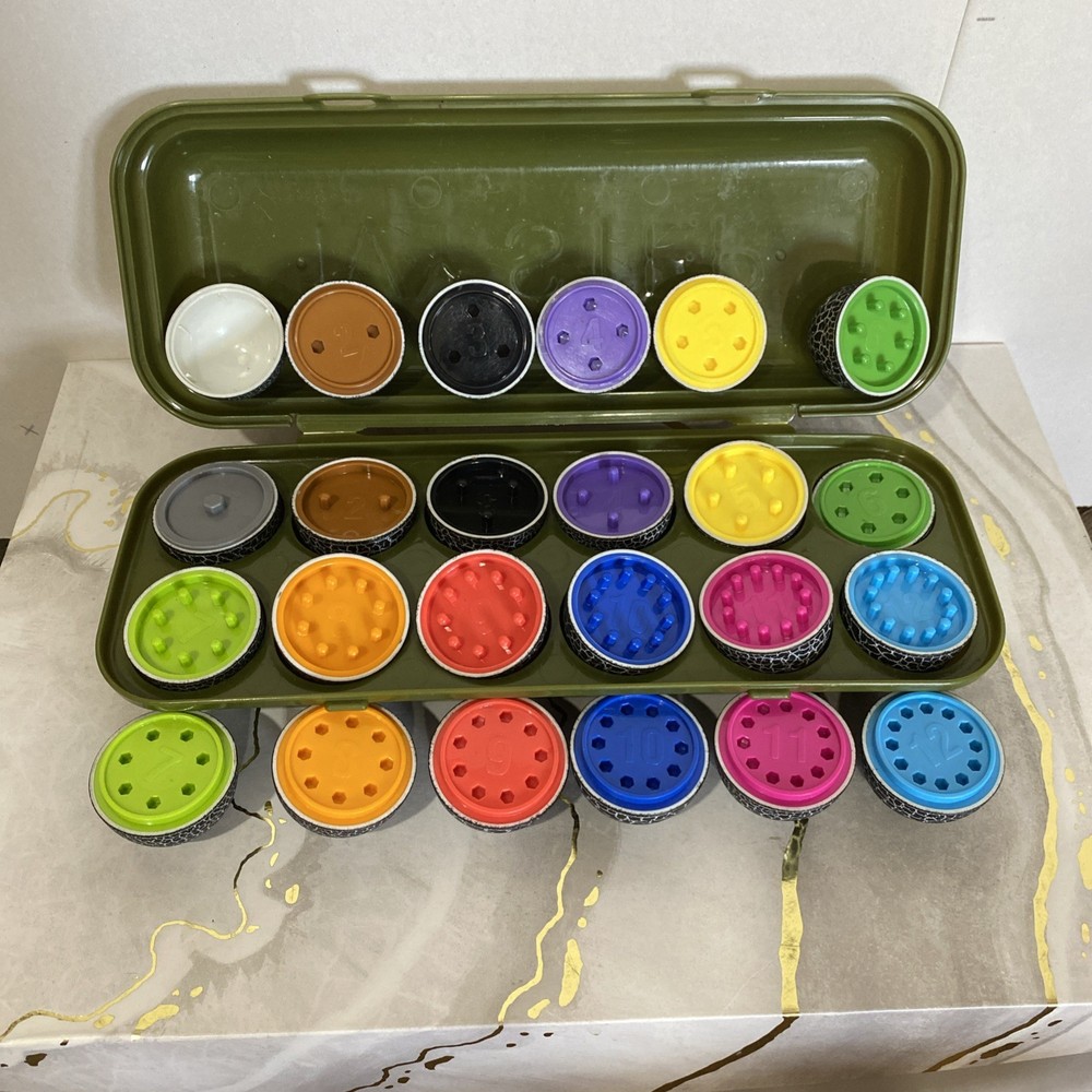 Ivy Step Dinosaur Counting Eggs With Carrying Case