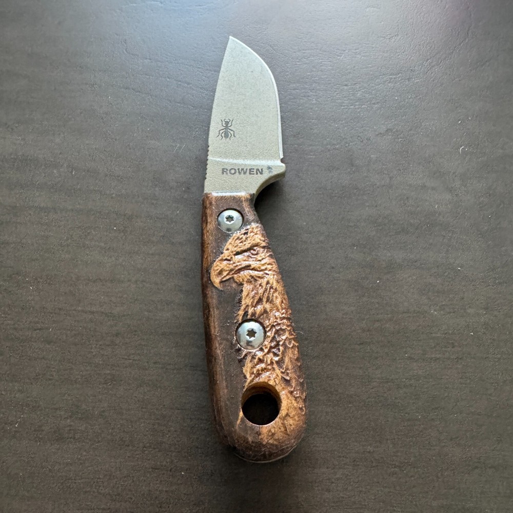 Eagle scales for ESEE Izula extended walnut (w/Hardware)