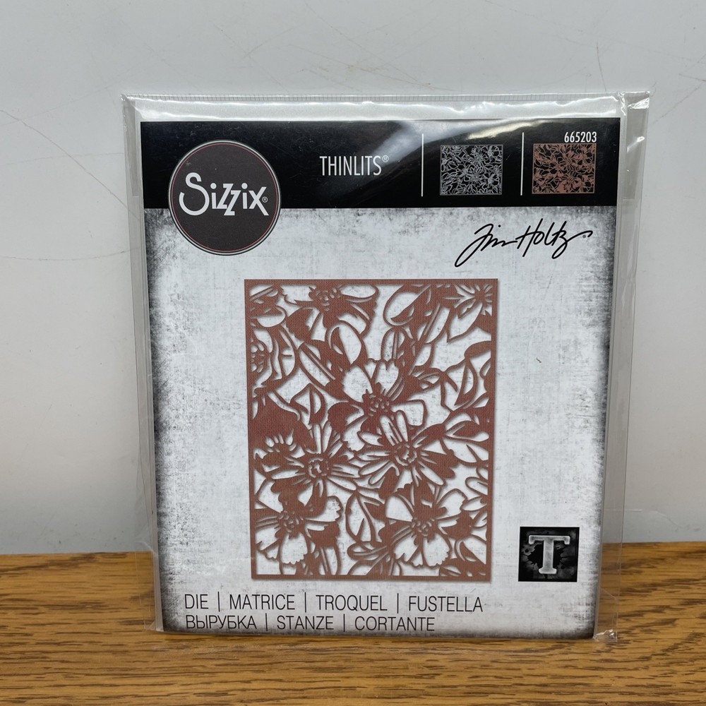 Sizzix Lot Of 13 Embossing Folders, Stamps, Dies Framelits, Thinlits, 3-D