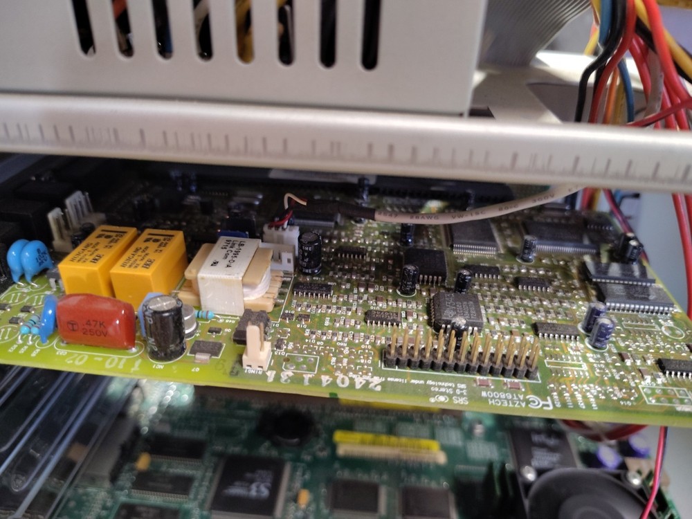 Packard Bell Pentium 233Mhz Computer Tower.