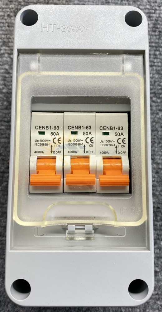 Solar 3 String Combiner DC Disconnect 1000V 50A with Breakers Rainproof new!