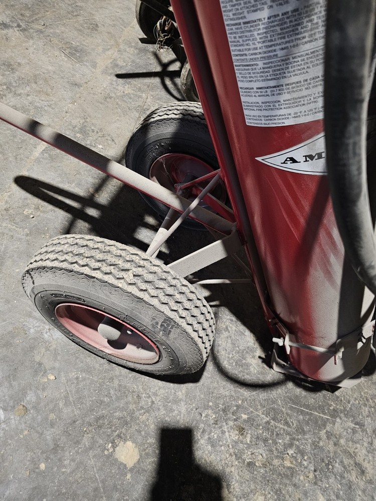 50LB Carbon Dioxide Fire Extingisher