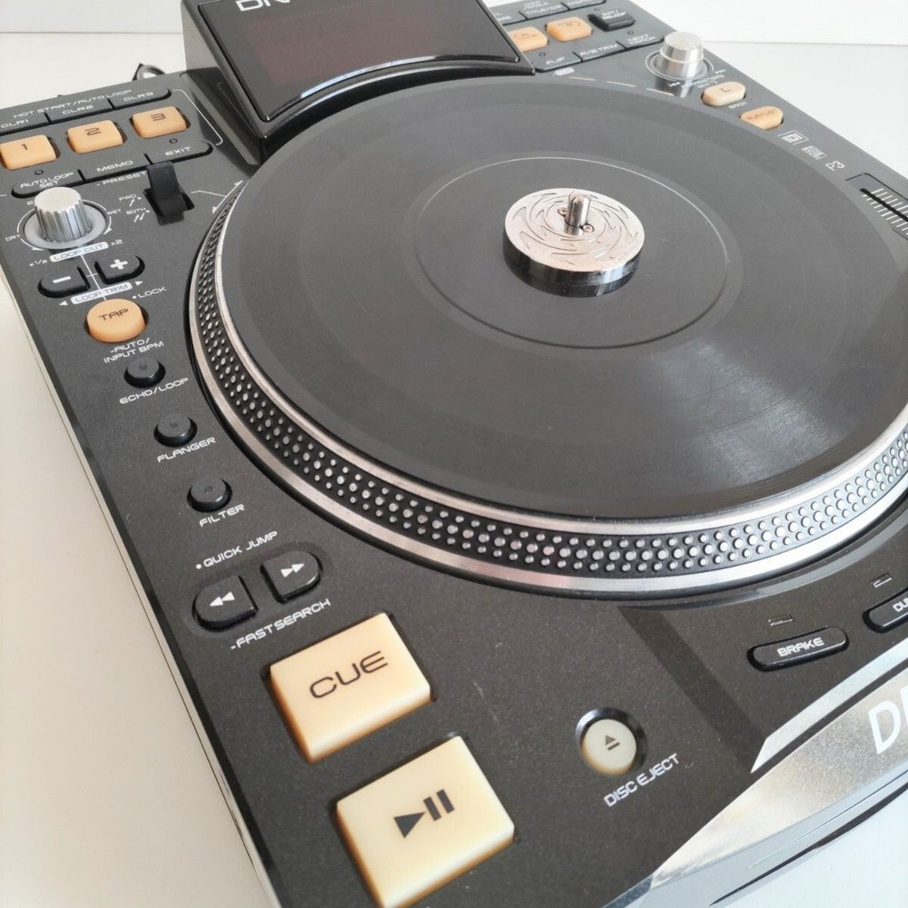 Denon DN-S3700 USB Media and CD Player Deck Motorized DJ Turntable working